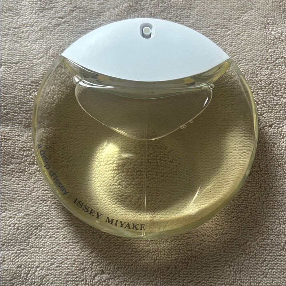 Issey Miyake- a drop d’lssey